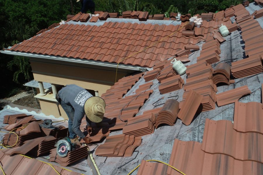 How you can prepare your roof for a hurricane